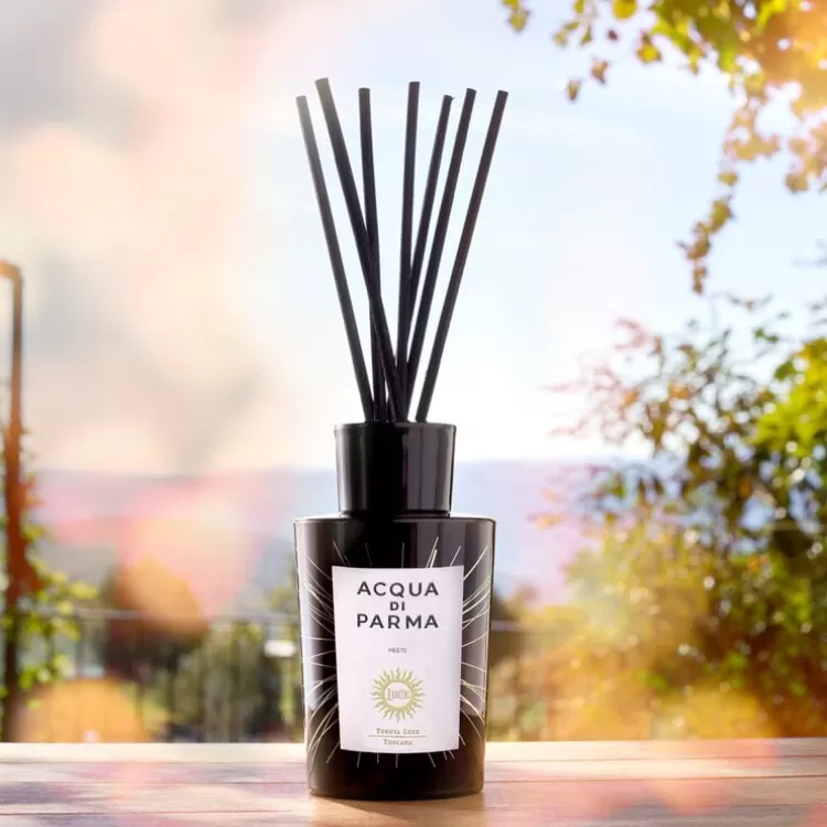 Hot Meets Tenuta Luce Italian Moments